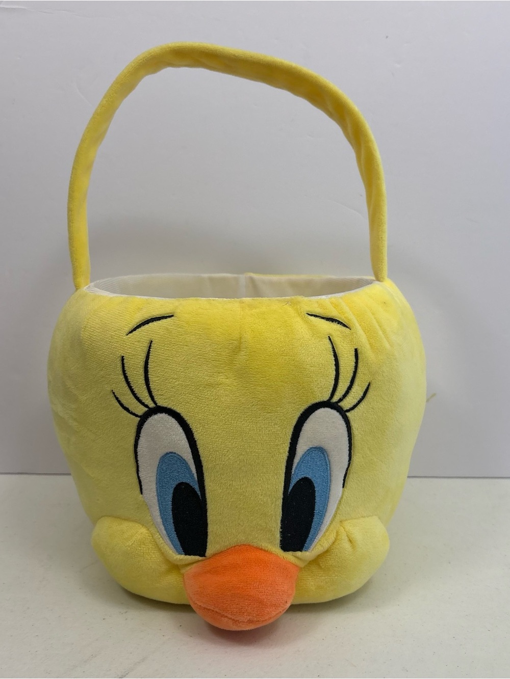 Looney Tunes Tweety Bird 2022 Easter Halloween big Basket Ruz Yellow
